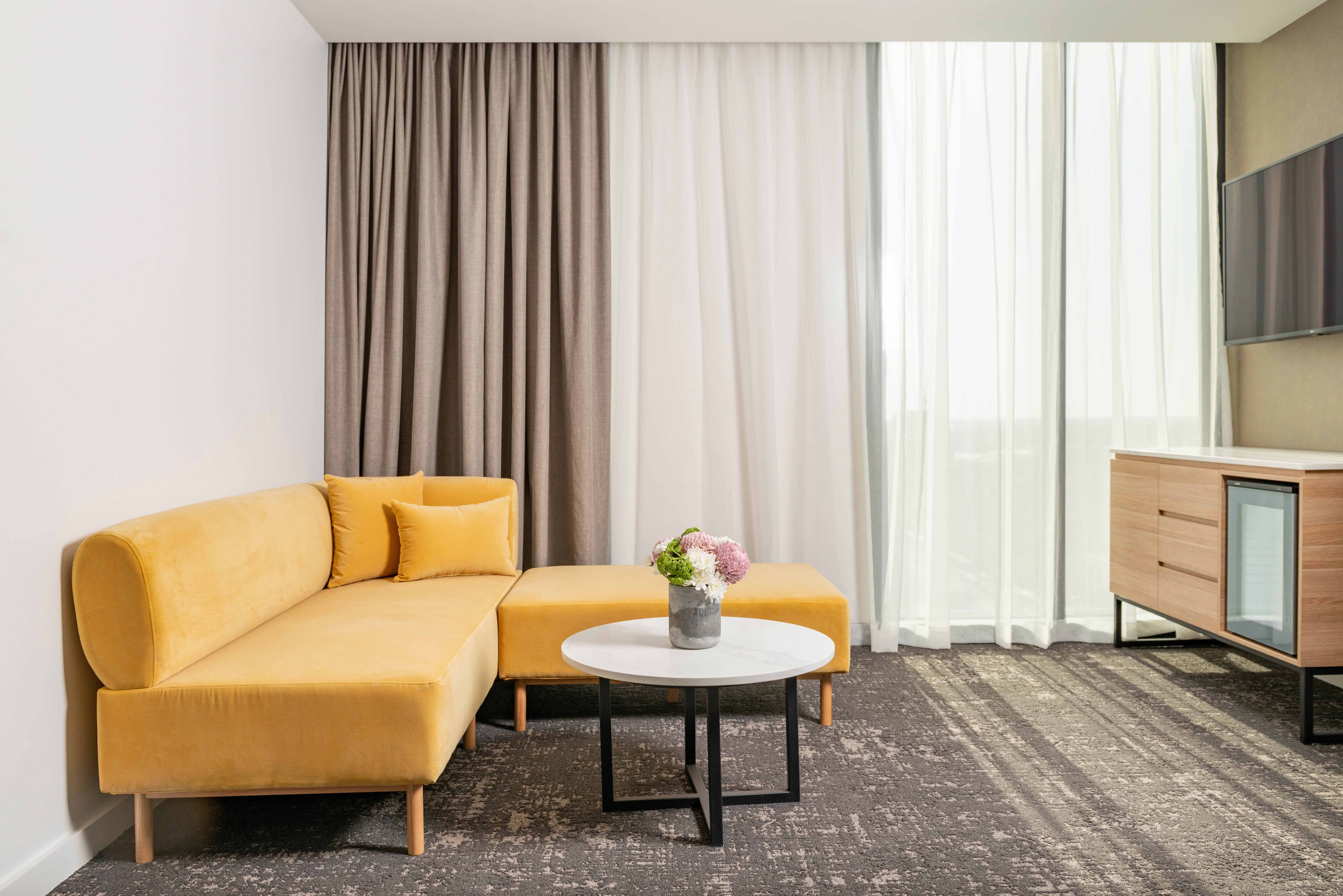 Enjoy Your In Adelaide In Our Amazing Executive Suite!